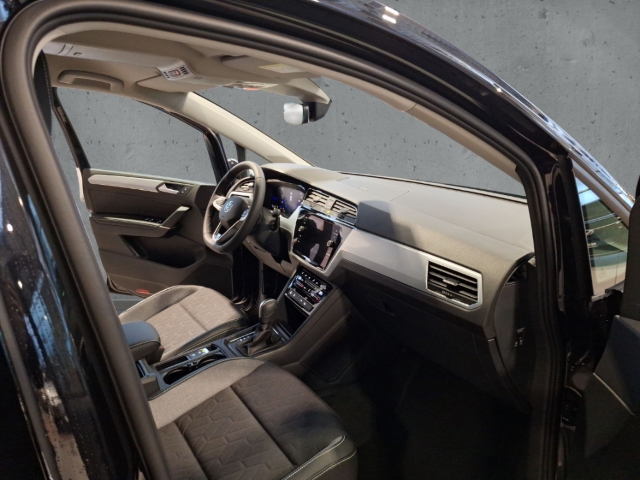 Fahrzeugabbildung Volkswagen Touran 2.0 TDI Goal R-Line Navi ACC PDC Kamera IQ.LIGHT