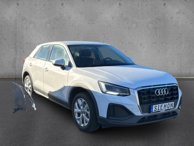 Fahrzeugabbildung Audi Q2 1.0 TFSI 30 NAVI CLIMATRONIC SHZ LM RFK LED