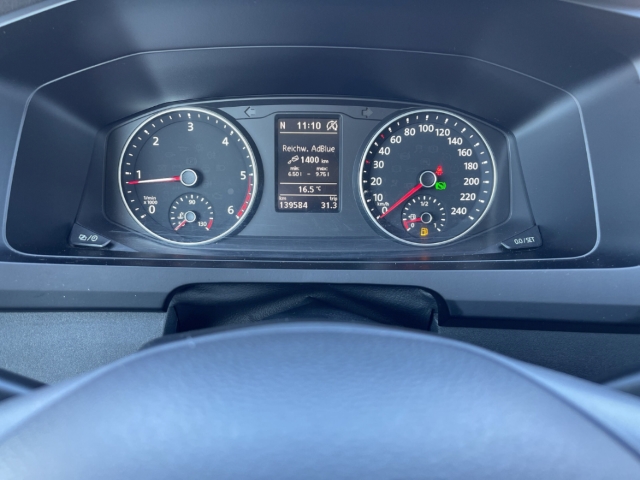 Fahrzeugabbildung Volkswagen Transporter Caravelle 2.0 TDI LangerRdS Comfortline Navi PDC Tempo Klima