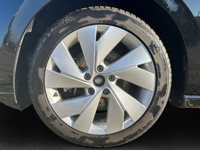 Fahrzeugabbildung Volkswagen Golf VIII Goal GOAL 2.0 TDI DSG Navi HUD LedPlus A