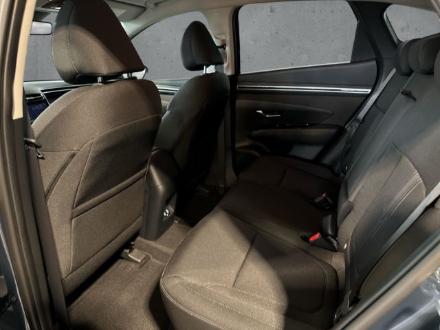 Fahrzeugabbildung Hyundai TUCSON PHEV 1.6 T-GDi 4WD TREND LED Navi eHKL RKam Krell PDC SHZ