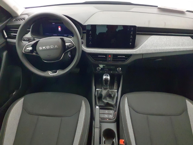 Fahrzeugabbildung SKODA Kamiq 1.0 TSI DSG Tour AHK MatrLED Navi ACC RKam