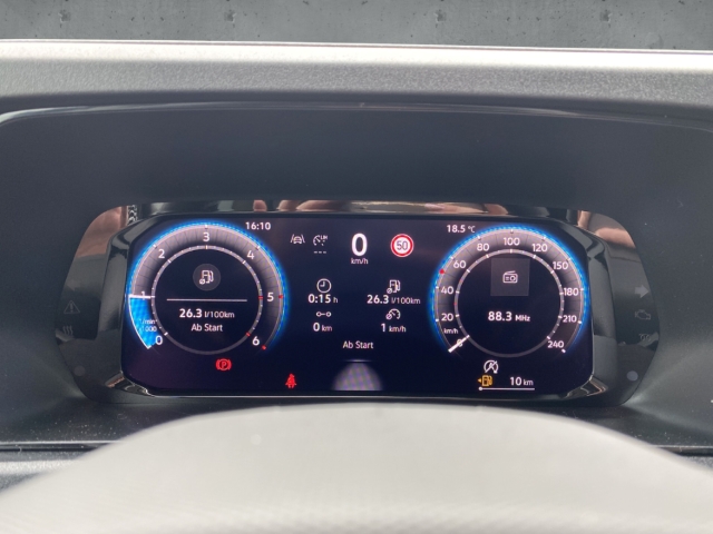 Fahrzeugabbildung Volkswagen Caddy 5-Sitzer 2,0 l TDI EU6 SCR Frontantrieb 6-