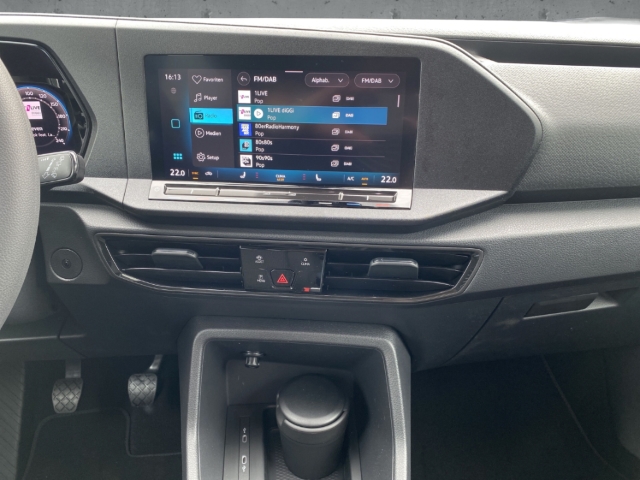 Fahrzeugabbildung Volkswagen Caddy 5-Sitzer 2,0 l TDI EU6 SCR Frontantrieb 6-