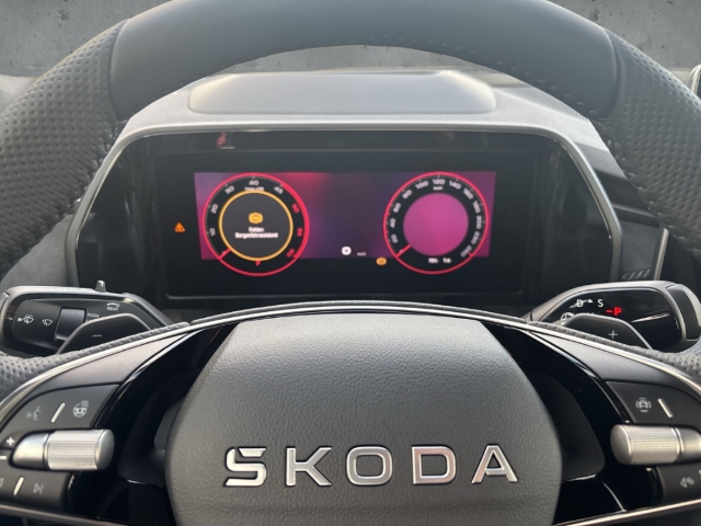 Fahrzeugabbildung SKODA Kodiaq 4x4 SPORTLINE Apple CarPlay Keyless SHZ