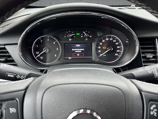 Fahrzeugabbildung Opel Mokka Innovation 1.6D LMF SHZ TEMP LED NAVI RFK