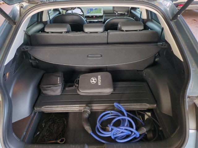 Fahrzeugabbildung Hyundai IONIQ 5 77,4kWh 2WD MY24 TECHNIQ Assist-P Bose 20LM el.Heckklappe Navi Digitales Cockpit