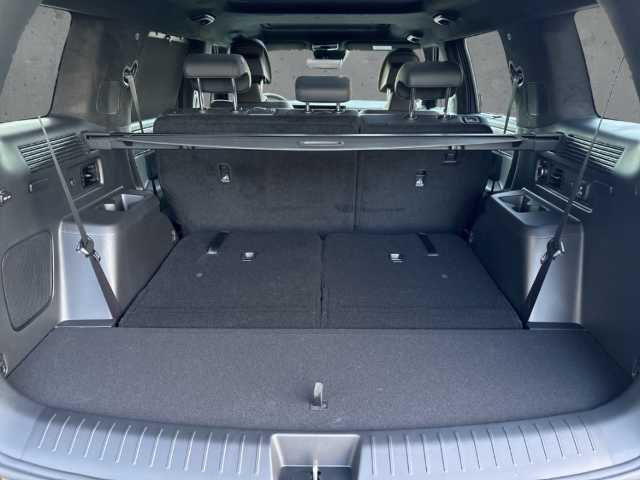 Fahrzeugabbildung Hyundai SANTA FE MY26 HEV 1.6 4WD BLACKLINE 7-Sitze Schiebedach HUD Navi Leder digitales Cockpit