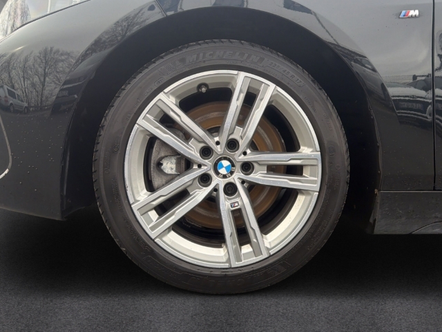 Fahrzeugabbildung BMW 120 d steptronic M Sport ShadowLine LED SHZ PDC