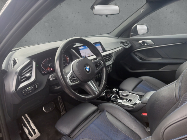 Fahrzeugabbildung BMW 120 d steptronic M Sport ShadowLine LED SHZ PDC