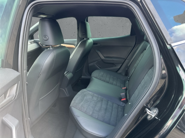 Fahrzeugabbildung SEAT Ibiza 1.0 TSI XCellence PDCvh Multilenk NAVI Winterpak