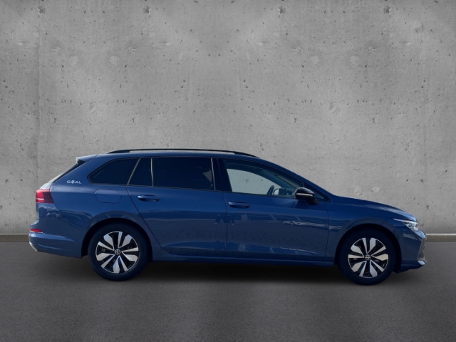 Fahrzeugabbildung Volkswagen Golf 8 Variant 1.5 eTSI DSG Goal AHK LED+ Navi