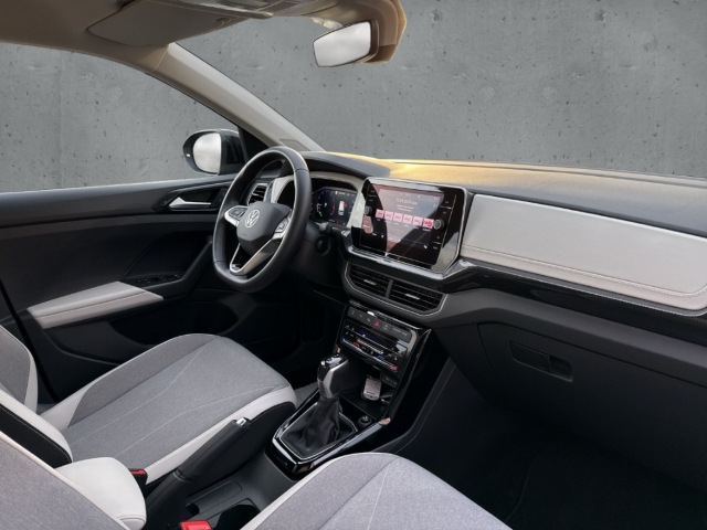 Fahrzeugabbildung Volkswagen T-Cross 1.0 TSI Style Navi AHK Kamera Keyless DWA