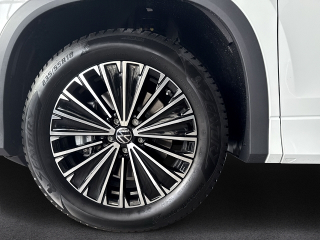 Fahrzeugabbildung Volkswagen Tayron 1.5 eTSI DSG Elegance 7-Sitzer LED Navi