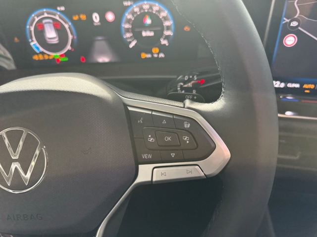 Fahrzeugabbildung Volkswagen Tayron 1.5 eTSI DSG Elegance 7-Sitzer LED Navi