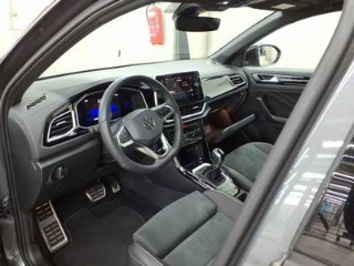 Fahrzeugabbildung Volkswagen T-Roc 1.5 TSI DSG R-Line AHK LED+ Navi ACC R-Kam
