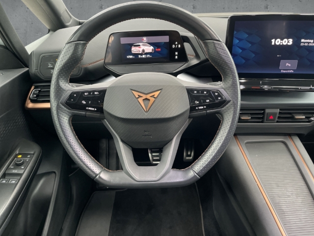 Fahrzeugabbildung CUPRA Born 62 kwh 150 kW Navi ACC Wärmepumpe SHZ LHZ