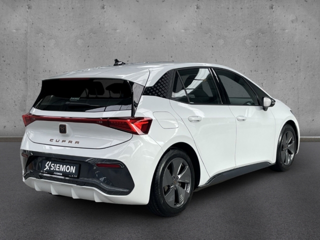 Fahrzeugabbildung CUPRA Born 62 kwh 150 kW Navi ACC Wärmepumpe SHZ LHZ