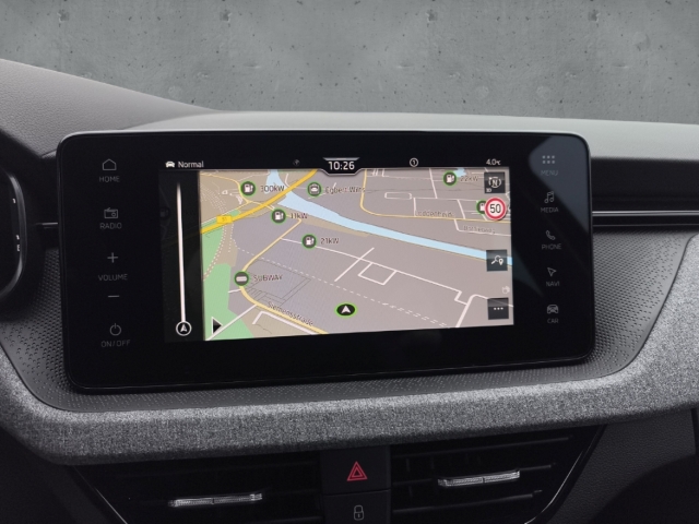 Fahrzeugabbildung SKODA Kamiq 1.5 TSI DSG Balance ACC Keyless AHK SHZ LHZ Rkam Carplay