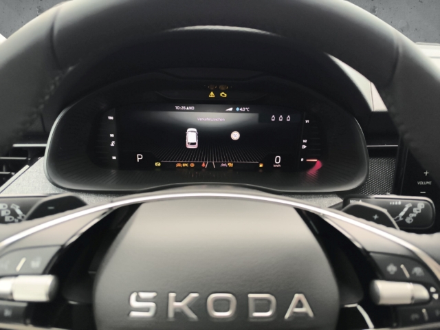 Fahrzeugabbildung SKODA Kamiq 1.5 TSI DSG Balance ACC Keyless AHK SHZ LHZ Rkam Carplay