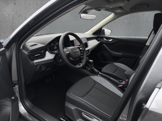 Fahrzeugabbildung SKODA Kamiq 1.5 TSI DSG Balance ACC Keyless AHK SHZ LHZ Rkam Carplay