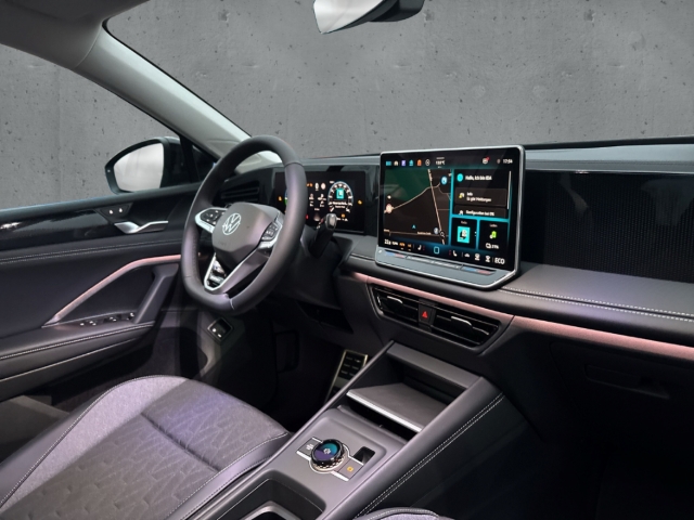 Fahrzeugabbildung Volkswagen Tiguan 1.5 TSI eHybrid Energy ACC AHK Nav elHeck