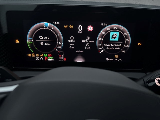 Fahrzeugabbildung Volkswagen Tiguan 1.5 TSI eHybrid Energy ACC AHK Nav elHeck