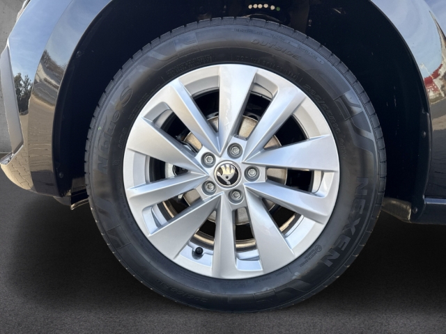 Fahrzeugabbildung SKODA Scala 1.0 TSI SELECTION LED KLIMA SHZ PDC Temp