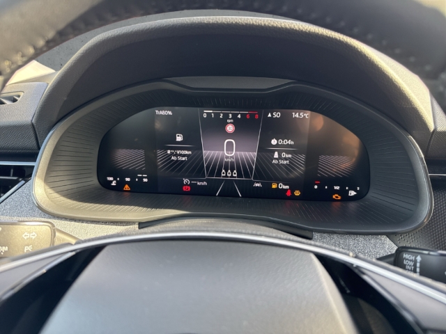 Fahrzeugabbildung SKODA Scala 1.0 TSI SELECTION LED KLIMA SHZ PDC Temp