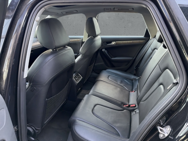 Fahrzeugabbildung Audi A4 Avant 2.0 TDI Ambiente S line Pano Navi Leder Bi-Xenon