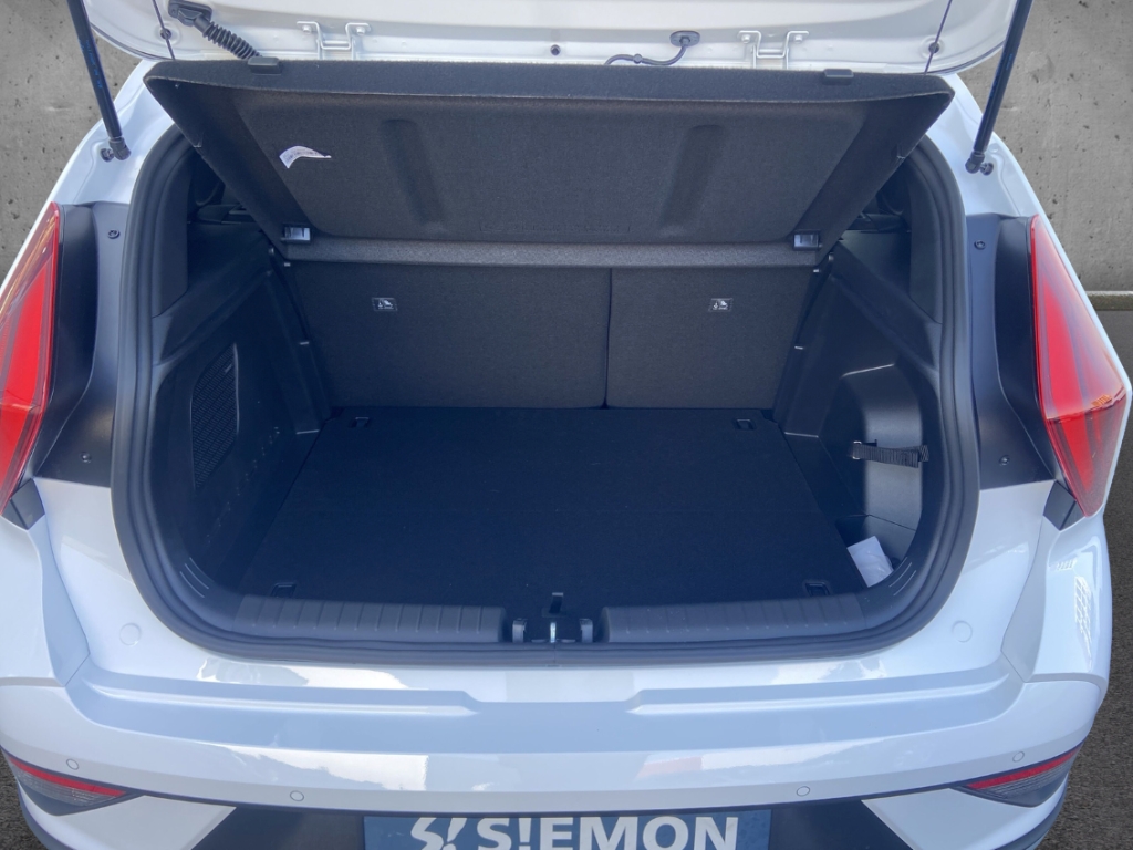 Fahrzeugabbildung Hyundai BAYON FL MY26 1.0 T-GDI MT Blackline Navi Digitales Cockpit LED Apple CarPlay Android Auto