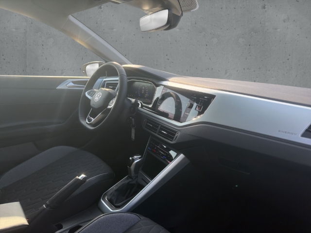Fahrzeugabbildung Volkswagen Polo 1.0 TSI Energy DSG GJR R-Kamera AppConnect