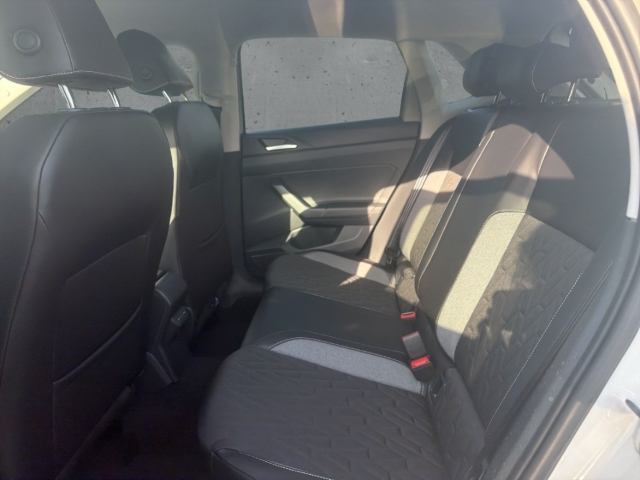 Fahrzeugabbildung Volkswagen Polo 1.0 TSI Energy DSG GJR R-Kamera AppConnect