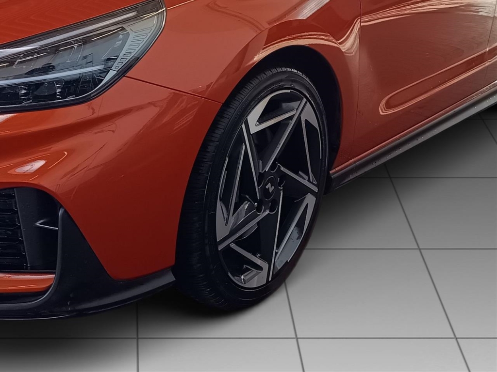 Fahrzeugabbildung Hyundai i30 FL Kombi 1.5 T-GDI 48V DCT N-Line MY25 Sportpaket Navi Digitales Cockpit LED ACC