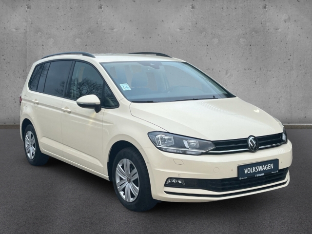 Fahrzeugabbildung Volkswagen Touran Trendline 2,0 l TDI SCR