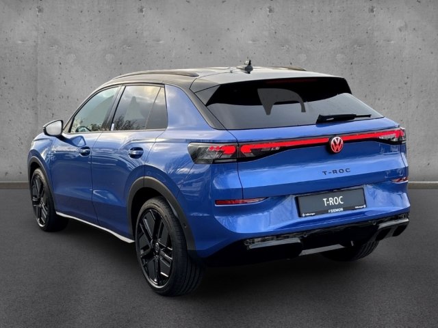 Fahrzeugabbildung Volkswagen T-Roc R-Line 1.5 l eTSI OPF LED SHZ PDC Klima