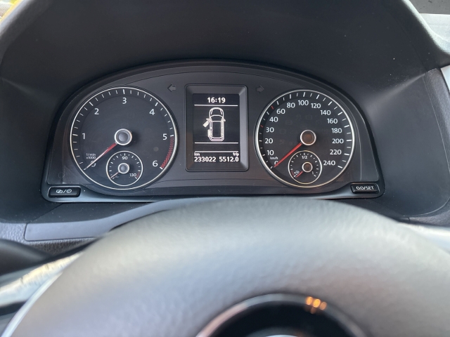 Fahrzeugabbildung Volkswagen Caddy MAXI 2.0 TDI High AHK Standhzg. PPS NAVI SHZ