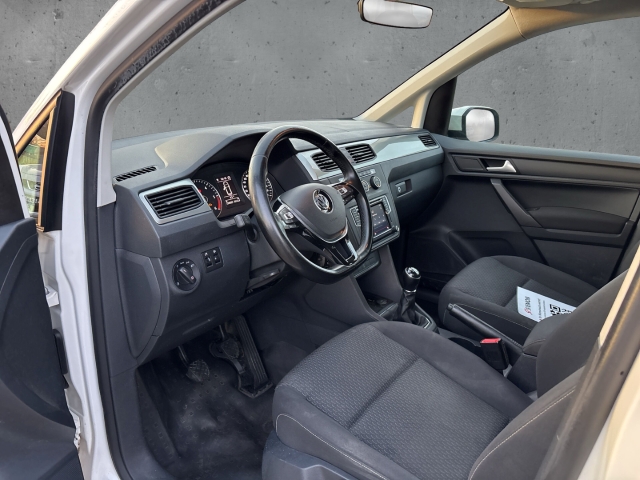 Fahrzeugabbildung Volkswagen Caddy MAXI 2.0 TDI High AHK Standhzg. PPS NAVI SHZ