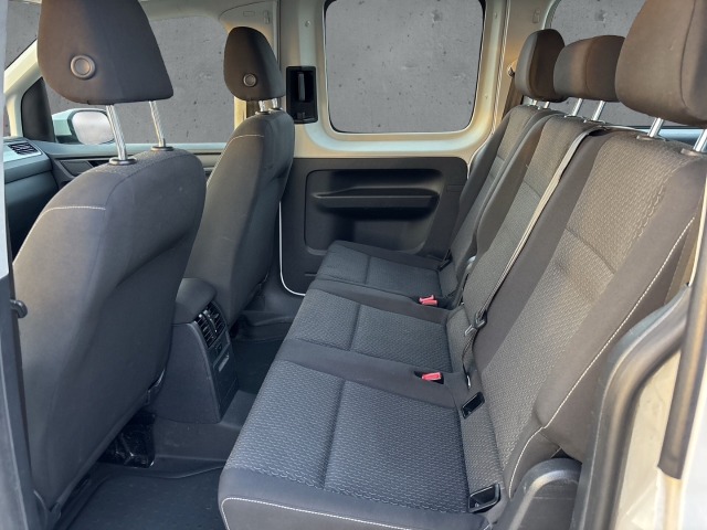 Fahrzeugabbildung Volkswagen Caddy MAXI 2.0 TDI High AHK Standhzg. PPS NAVI SHZ