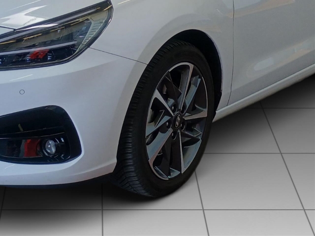 Fahrzeugabbildung Hyundai i30 FL 5-Trg 1.0 T-GDI DCT Advantage MY25 Navi Digitales Cockpit LED Apple CarPlay