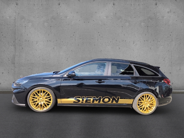 Fahrzeugabbildung Hyundai i30 Kombi 1.5 T-GDI DCT N-Line Navi LED Pano RKam 19LM Allwetter