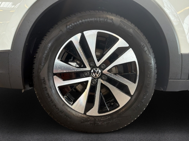 Fahrzeugabbildung Volkswagen T-Cross 1.0 TSI Energy AHK GJR R-Kamera SHZ Klima