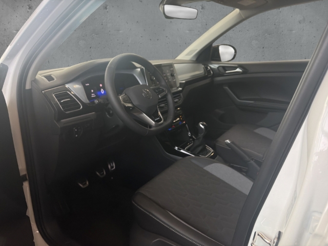 Fahrzeugabbildung Volkswagen T-Cross 1.0 TSI Energy AHK GJR R-Kamera SHZ Klima