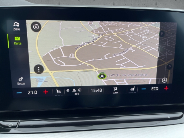 Fahrzeugabbildung SKODA Octavia Combi iV Style AHK Nav ACC HeadUp Kamera