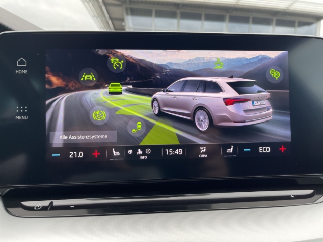 Fahrzeugabbildung SKODA Octavia Combi iV Style AHK Nav ACC HeadUp Kamera