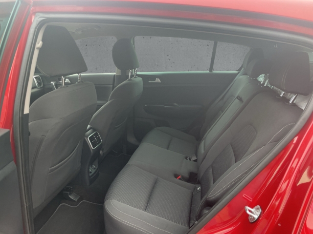 Fahrzeugabbildung Kia Sportage 1.6 GDI 2WD Spirit Temp ZV BT Keyless