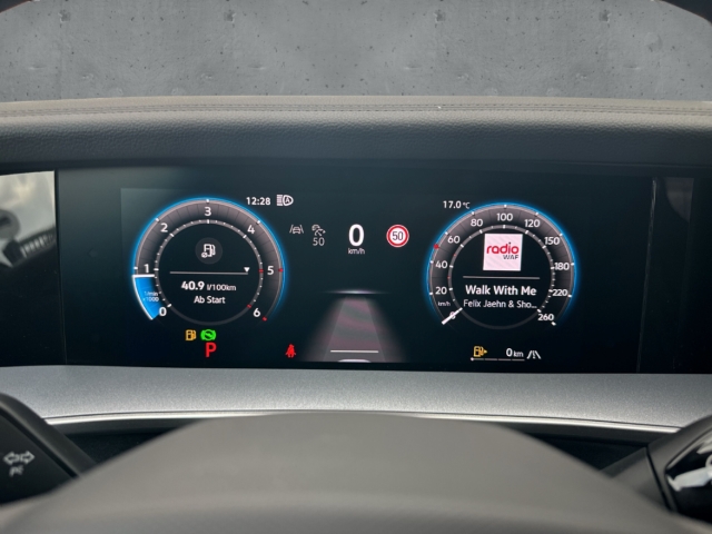 Fahrzeugabbildung Volkswagen Tayron 2.0 142 kW 4Motion EU6e R-Line 2,0 l TDI SCR 4MOTION