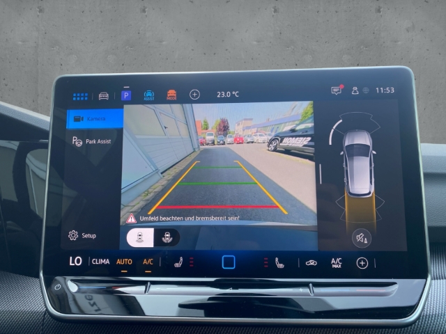 Fahrzeugabbildung Volkswagen Golf 1.5 eTSI R-Line Pano SHZ Keyless ACC R-Kamer