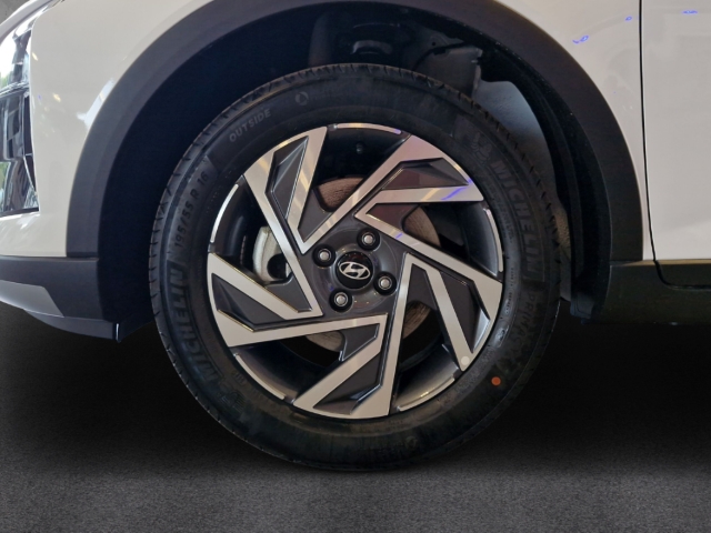 Fahrzeugabbildung Hyundai BAYON MY25 1.0 T-GDi TREND Navi LED CarPlay RKam PDC SHZ