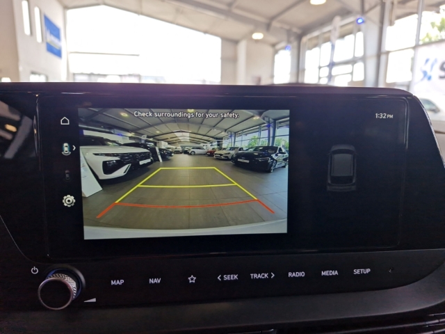 Fahrzeugabbildung Hyundai BAYON MY25 1.0 T-GDi TREND Navi LED CarPlay RKam PDC SHZ